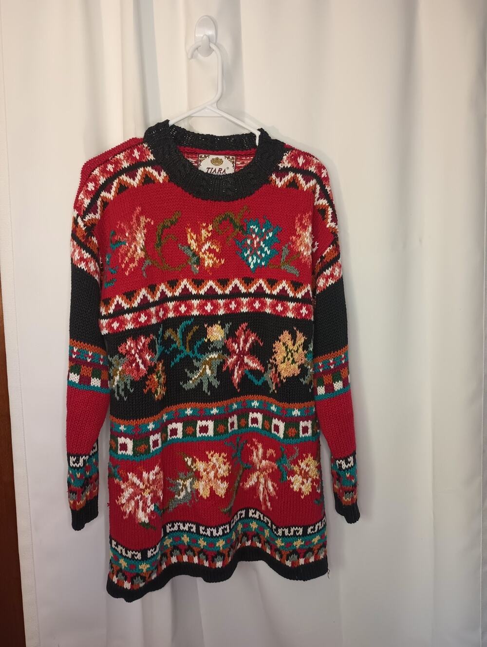 Vtg Tiara Women's Cottagecore Granny Knit Sweater S Oversized Floral Eclectic